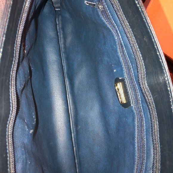 Vintage & Authentic Gucci clutch purse. Circa 80. - Picture 6 of 7